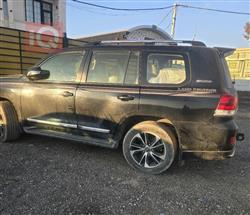 تويوتا لاندكروزر